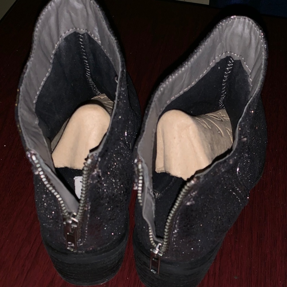 Speckled metallic boots